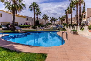 lasramblas-altamira-pool_resize.jpg